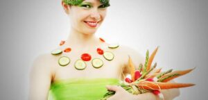 femme avec des légumes